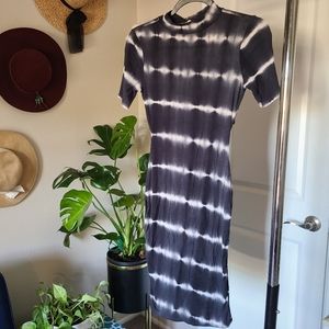 Size S Tie-Dye Bodycon Dress